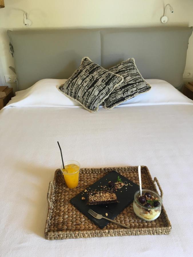 Arion Seaside Suites Paleros Εξωτερικό φωτογραφία
