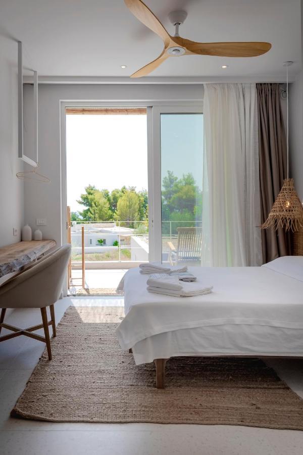 Arion Seaside Suites Paleros Εξωτερικό φωτογραφία