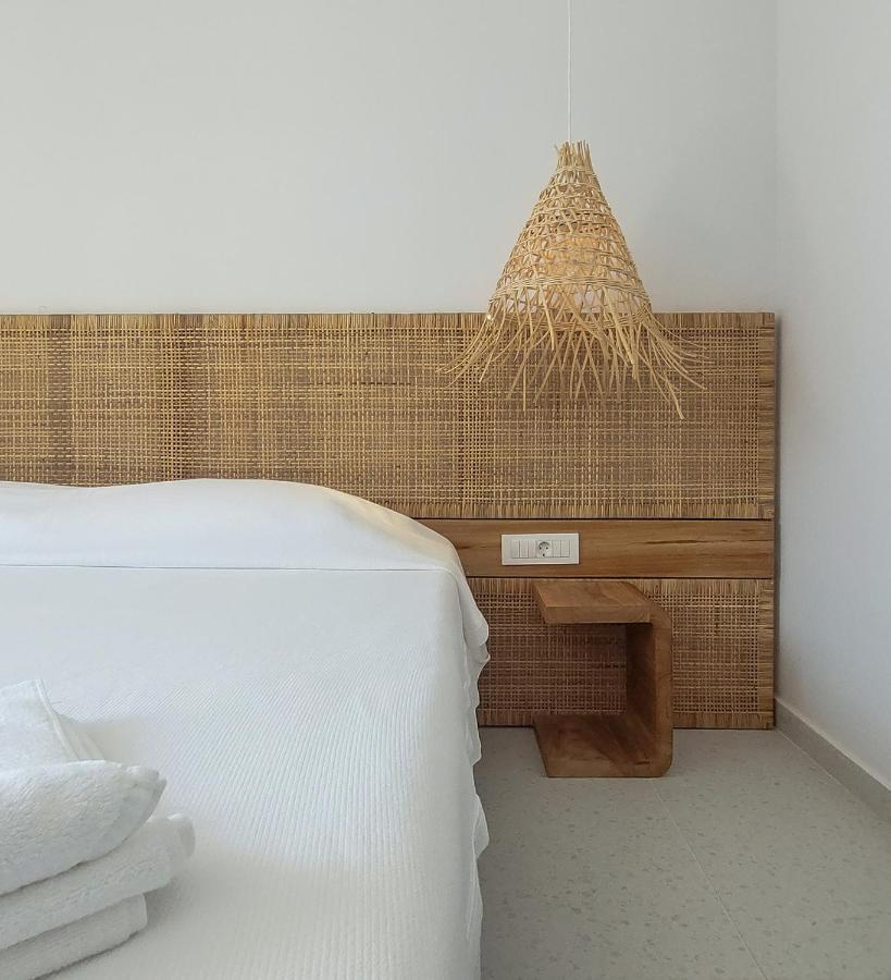 Arion Seaside Suites Paleros Εξωτερικό φωτογραφία