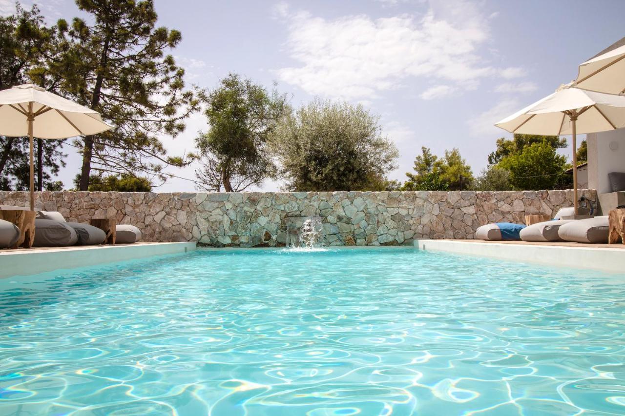 Arion Seaside Suites Paleros Εξωτερικό φωτογραφία