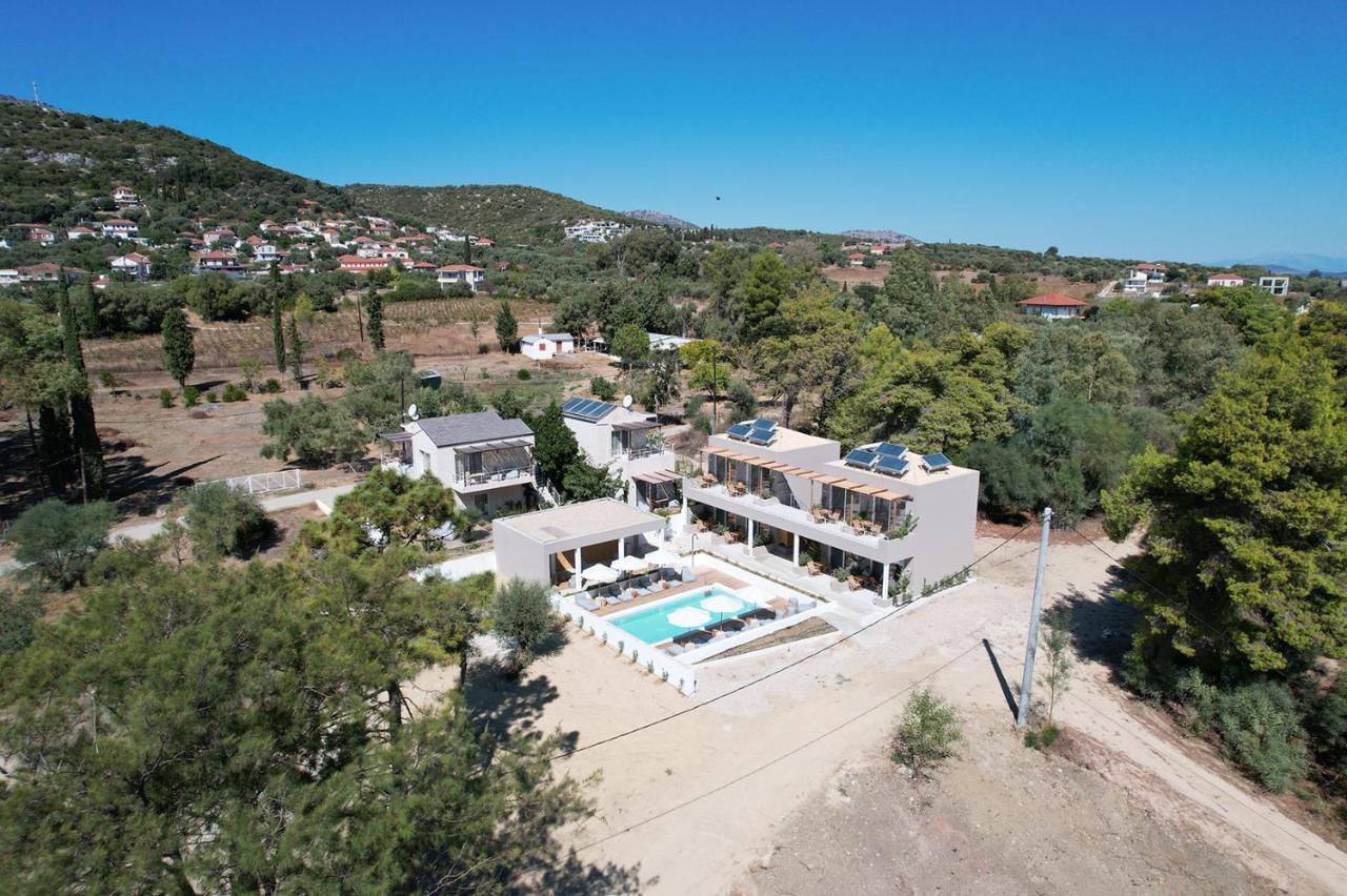 Arion Seaside Suites Paleros Εξωτερικό φωτογραφία